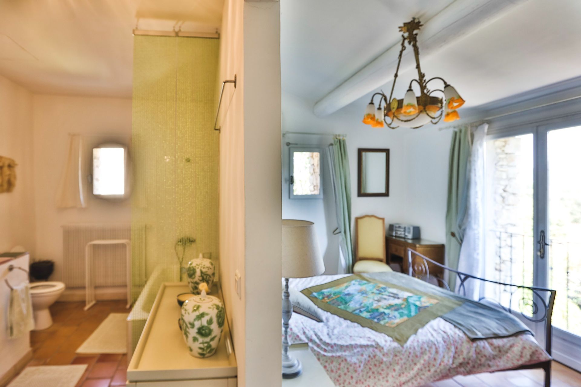 house 20 Rooms for sale on VIENS (84750)