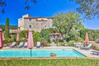 maison 20 Pièces en vente sur VIENS (84750)
