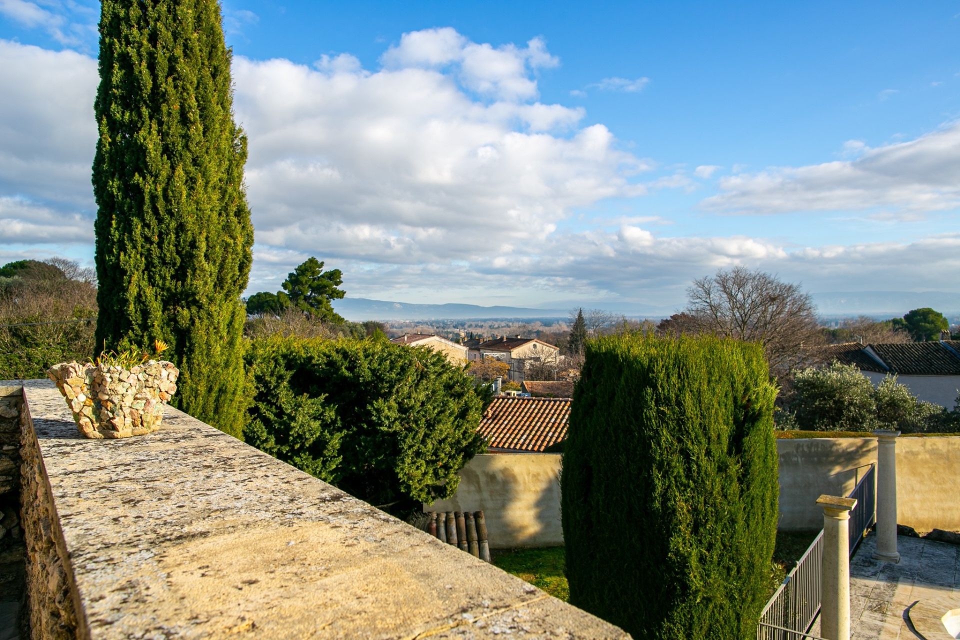 bastide 19 Pièces en vente sur CHATEAUNEUF DE GADAGNE (84470)