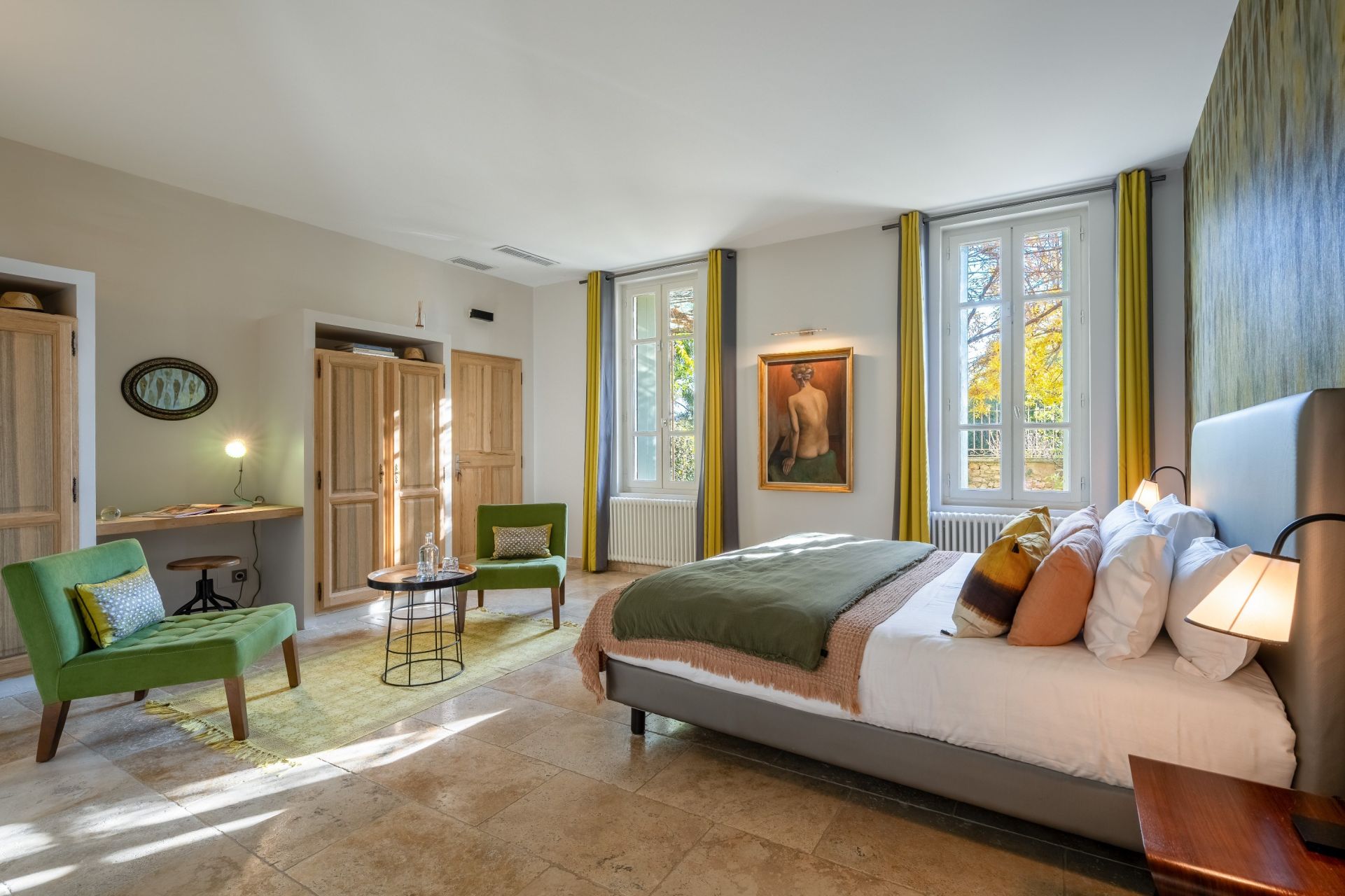 house 21 Rooms for sale on LAGNES (84800)