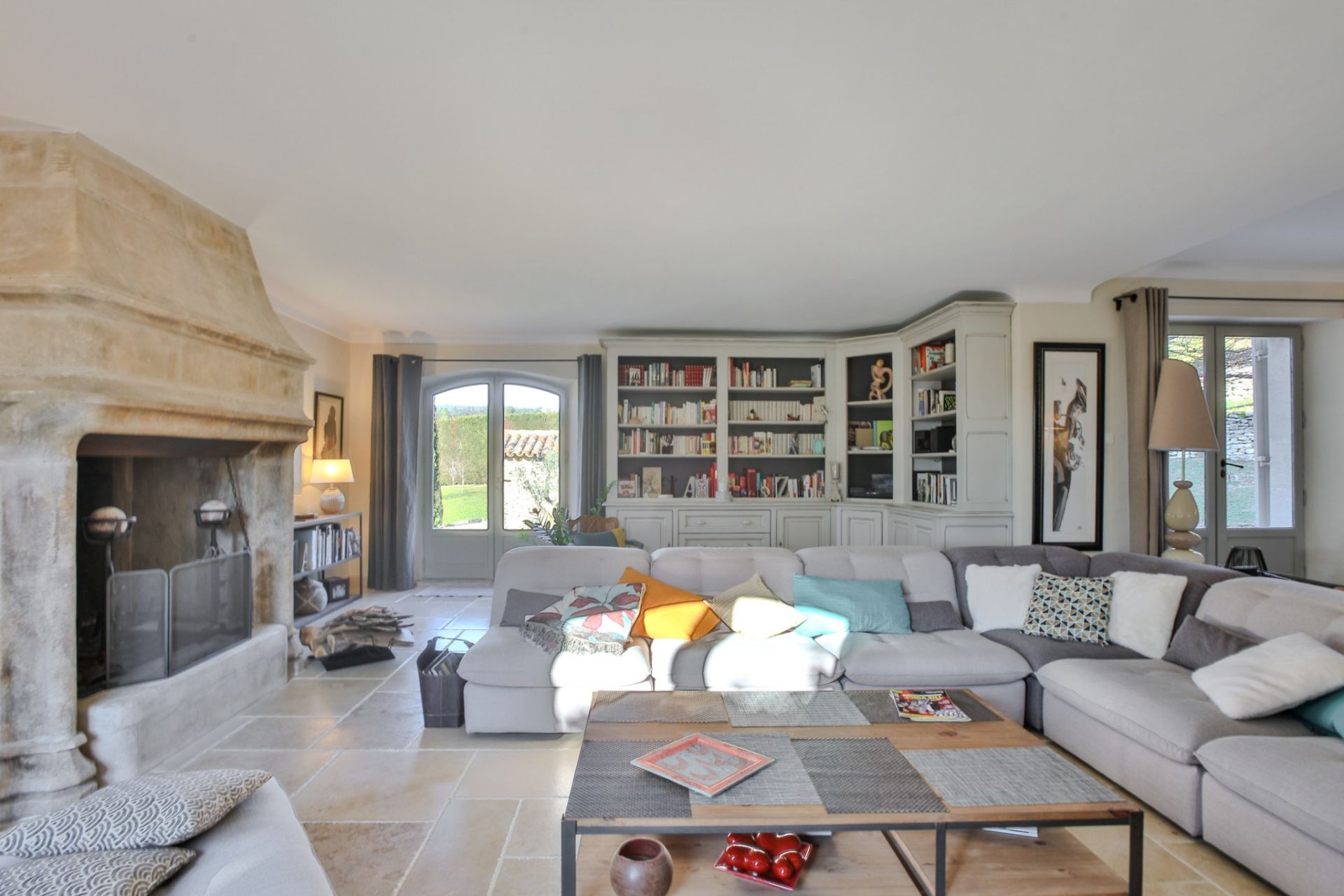 maison 11 Pièces en vente sur GORDES (84220)
