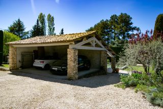 maison 11 Pièces en vente sur GORDES (84220)