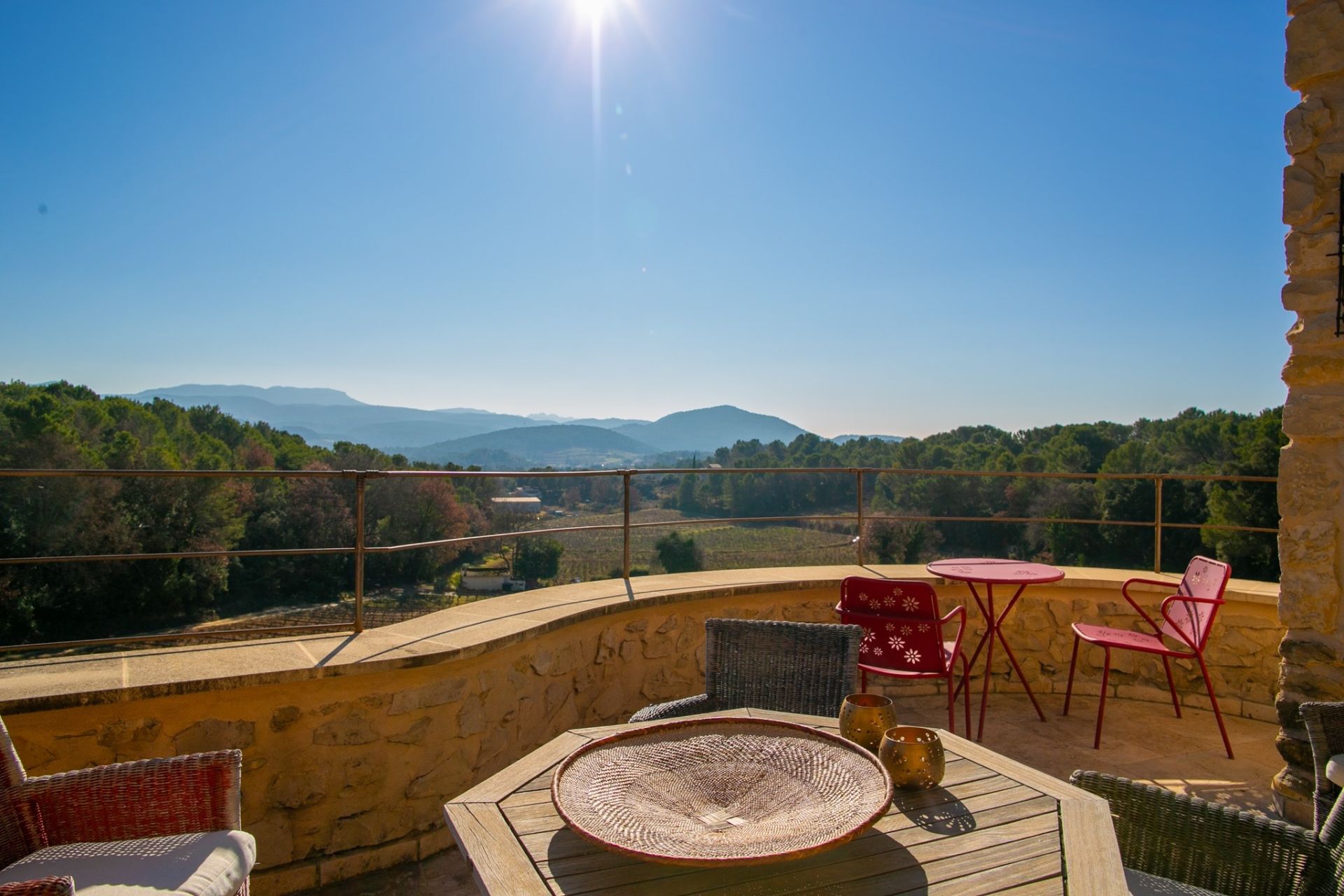 bastide 25 Rooms for sale on VAISON LA ROMAINE (84110)