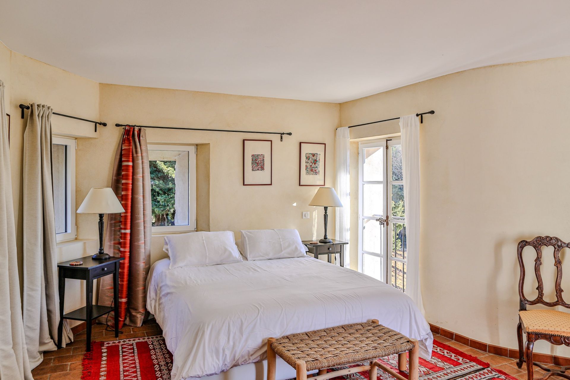 bastide 25 Rooms for sale on VAISON LA ROMAINE (84110)
