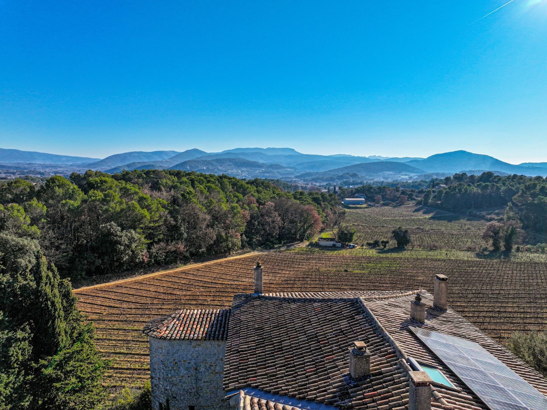bastide 25 Rooms for sale on VAISON LA ROMAINE (84110)