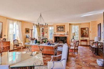 Sale Bastide Vaison-la-Romaine 25&nbsp;Rooms 700&nbsp;m²
