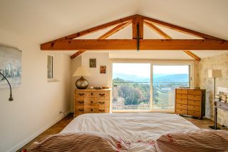bastide 25 Rooms for sale on VAISON LA ROMAINE (84110)