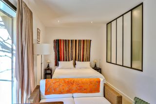 bastide 25 Rooms for sale on VAISON LA ROMAINE (84110)