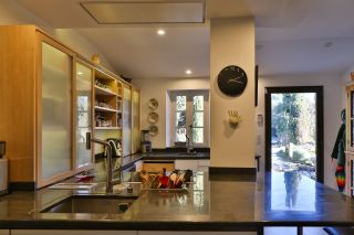 bastide 25 Rooms for sale on VAISON LA ROMAINE (84110)