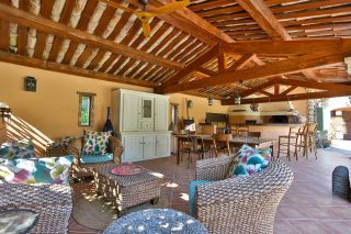 house 15 Rooms for sale on L ISLE SUR LA SORGUE (84800)