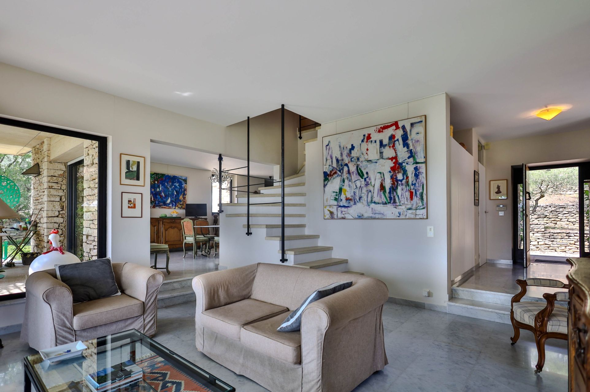 house 10 Rooms for sale on GORDES (84220)