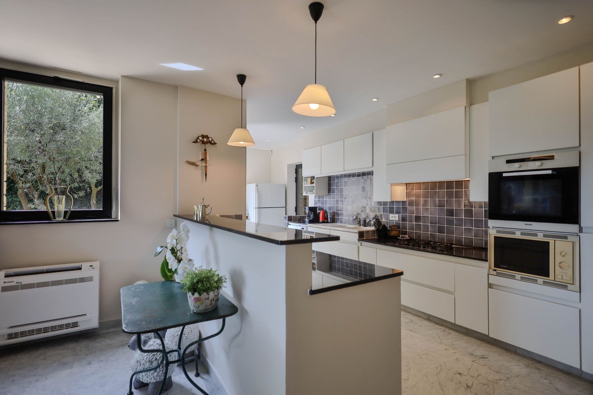 maison 10 Pièces en vente sur GORDES (84220)