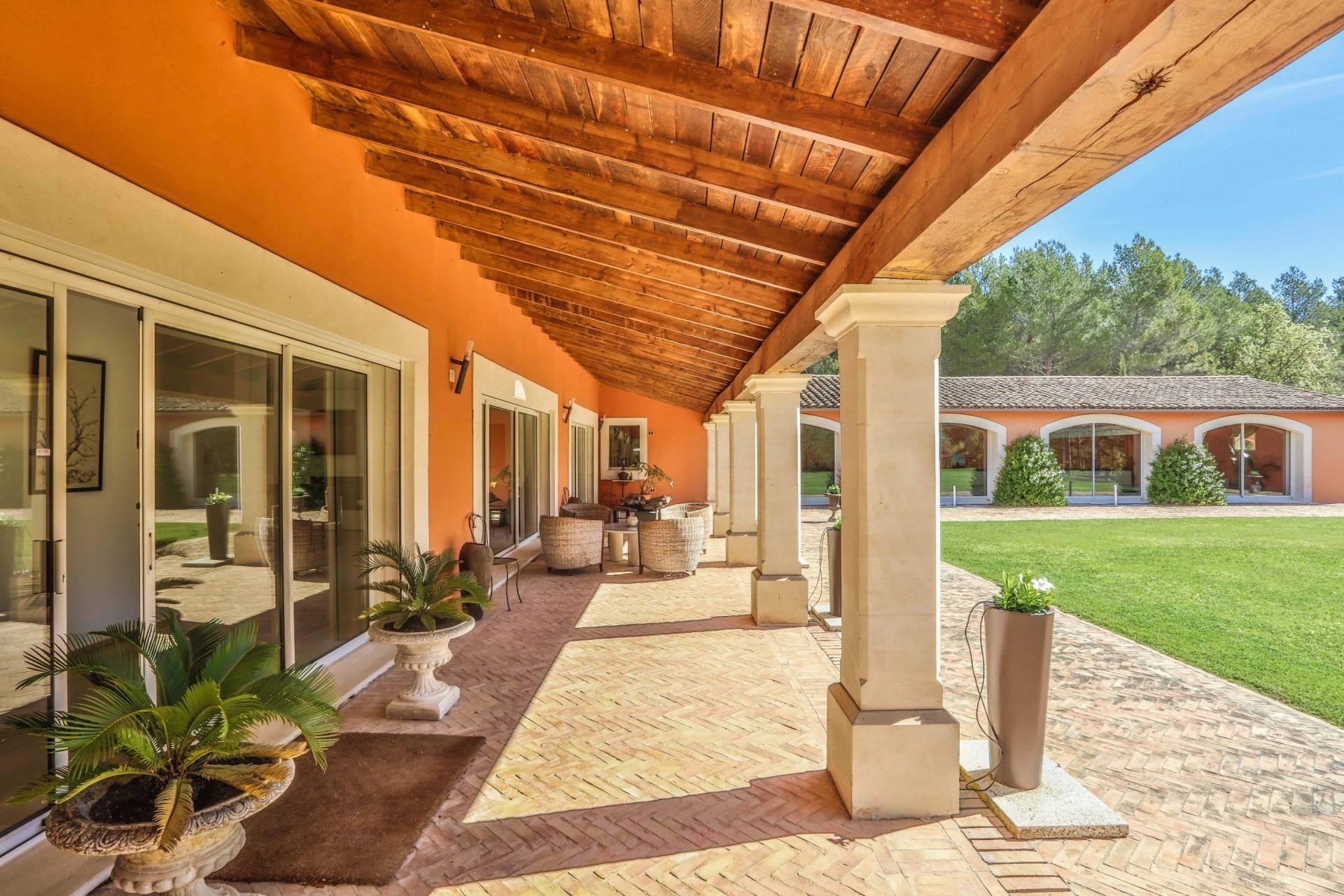 maison 10 Pièces en vente sur ROUSSILLON (84220)