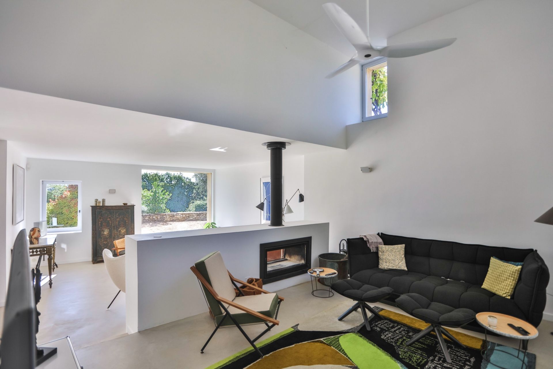 wine estate 10 Rooms for sale on NYONS (26110)