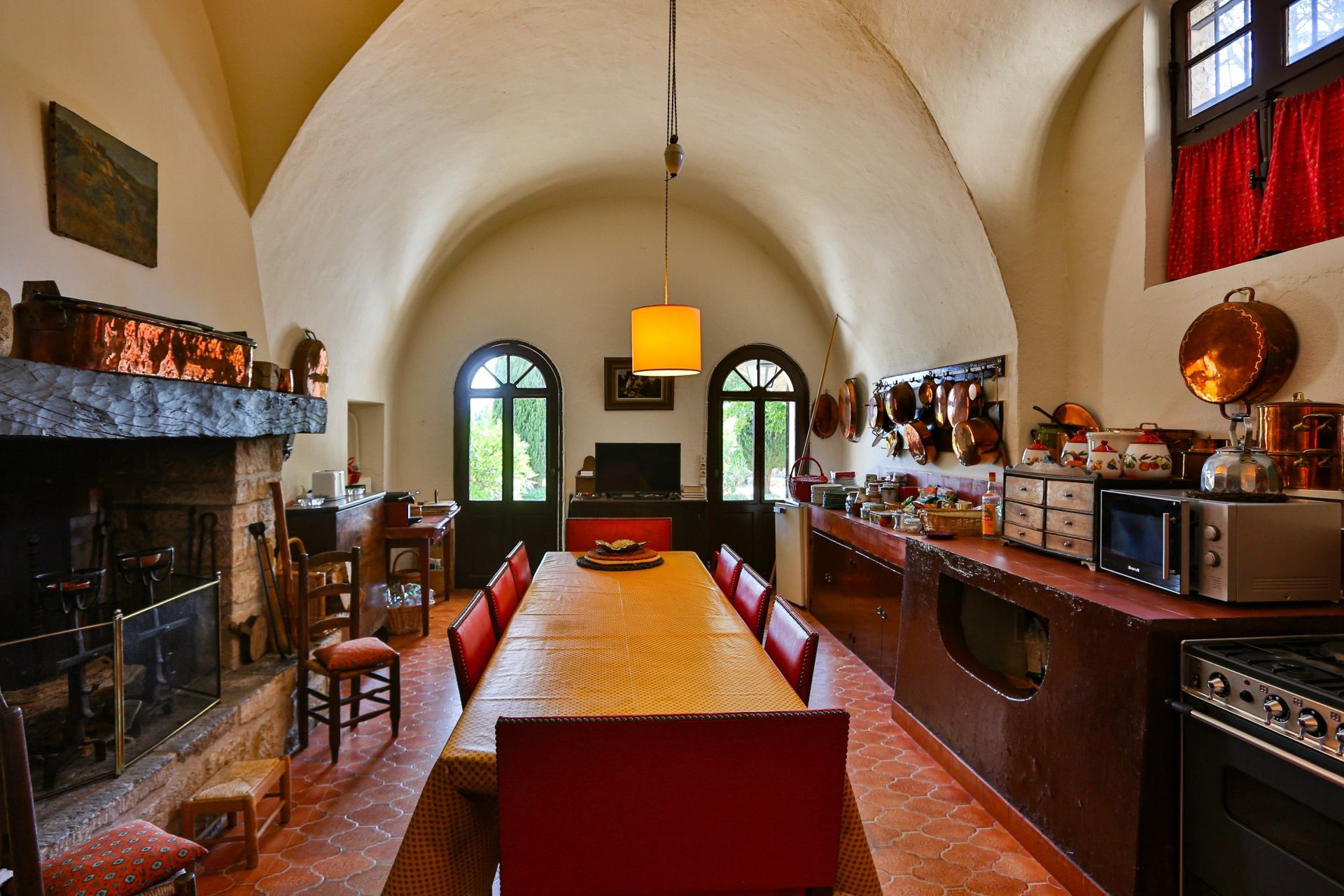 maison 15 Pièces en vente sur VAISON LA ROMAINE (84110)