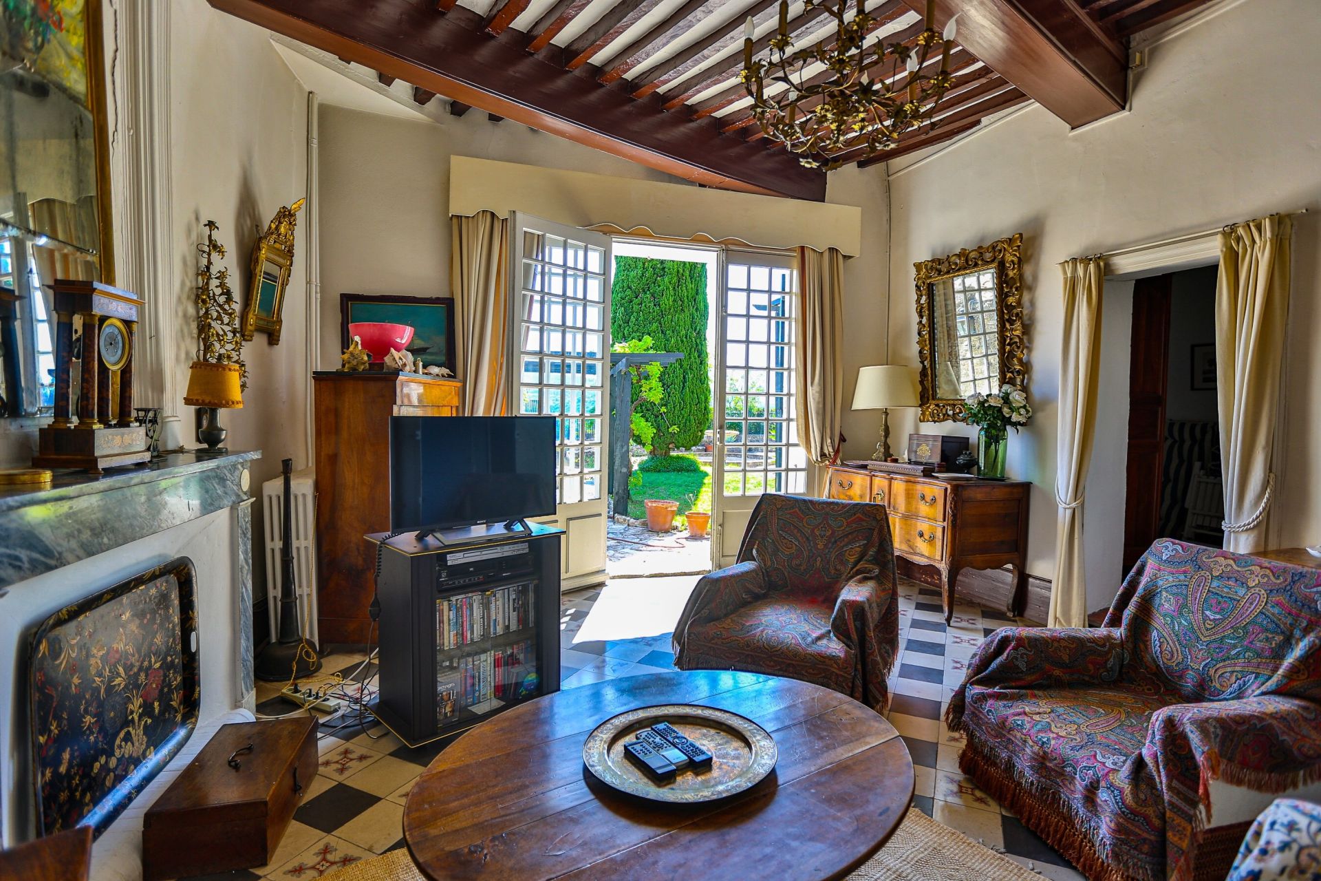 maison 15 Pièces en vente sur VAISON LA ROMAINE (84110)