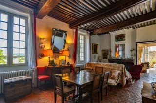 maison 15 Pièces en vente sur VAISON LA ROMAINE (84110)