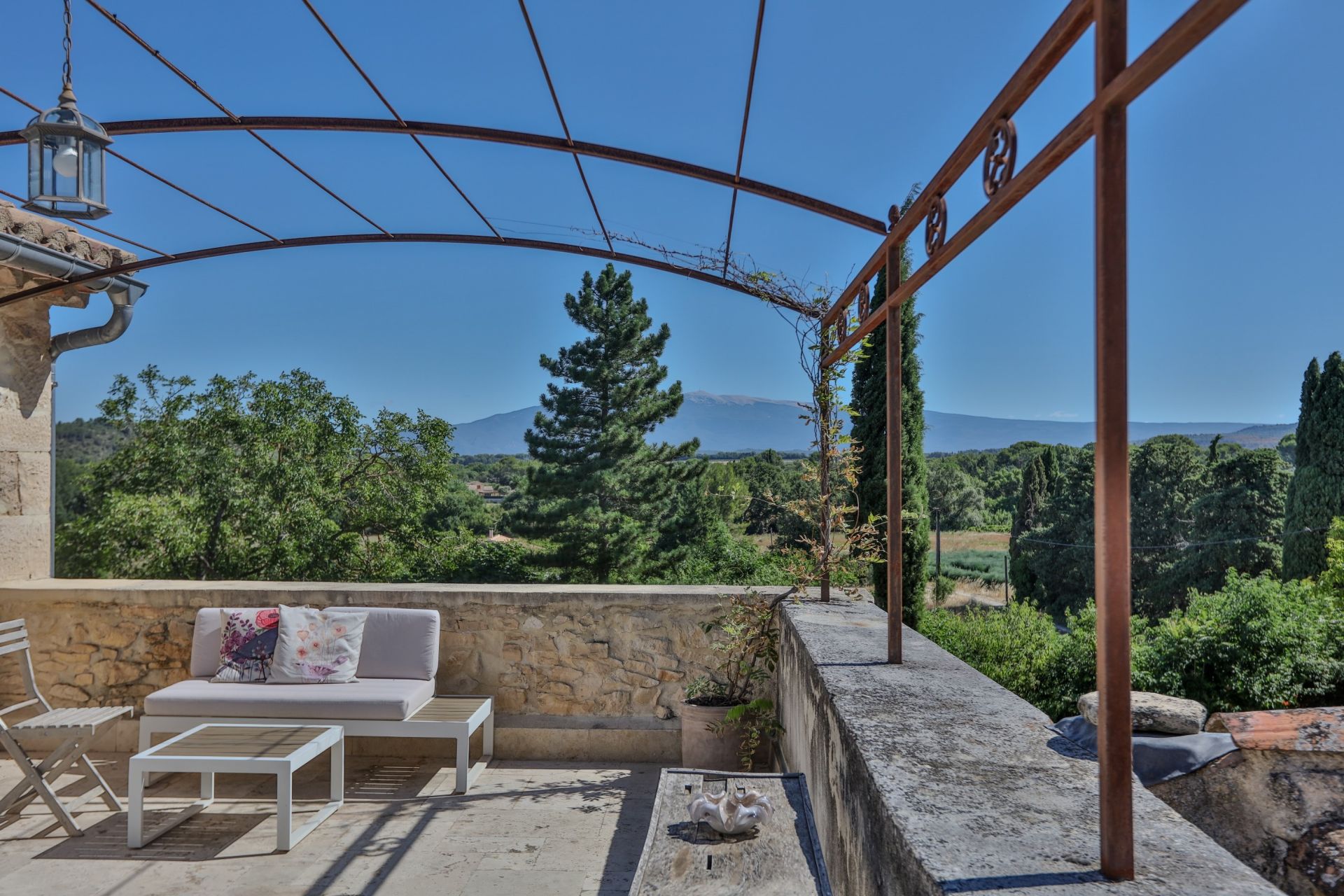 maison 14 Pièces en vente sur ST DIDIER (84210)