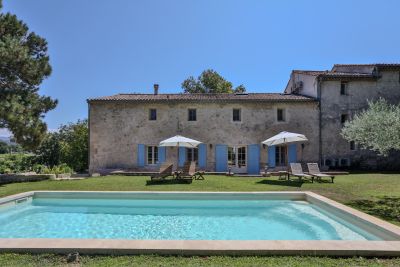 Sale House Pernes-les-Fontaines 14 Rooms 490 m²