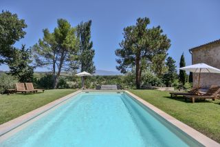 house 14 Rooms for sale on PERNES LES FONTAINES (84210)