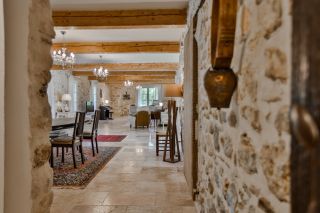 house 14 Rooms for sale on PERNES LES FONTAINES (84210)