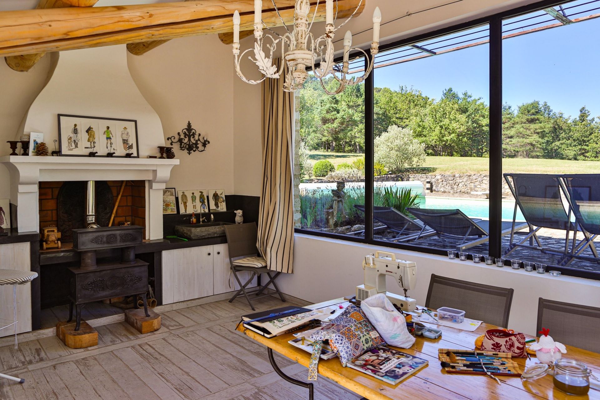 maison 15 Pièces en vente sur CERESTE (04280)