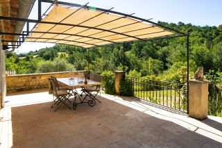 house 15 Rooms for sale on CERESTE (04280)
