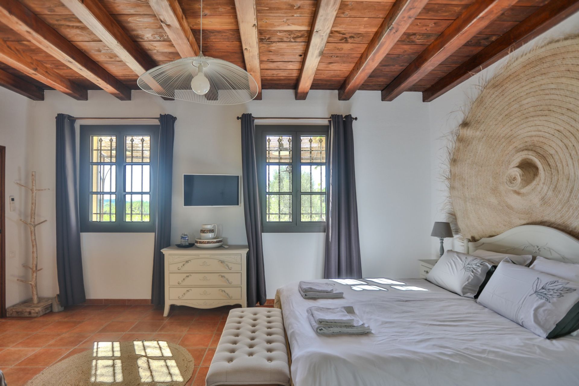 propriété 10 Pièces en vente sur MURS (84220)