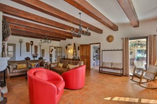 propriété 10 Pièces en vente sur MURS (84220)