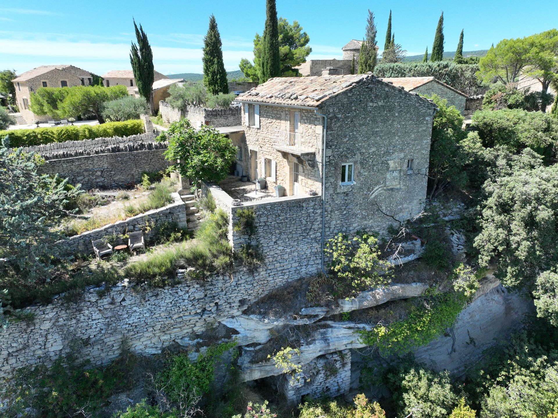maison 4 Pièces en vente sur GORDES (84220)