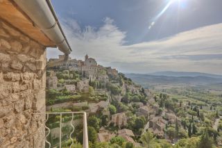house 4 Rooms for sale on GORDES (84220)