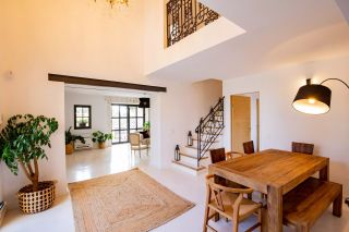 house 7 Rooms for sale on GORDES (84220)