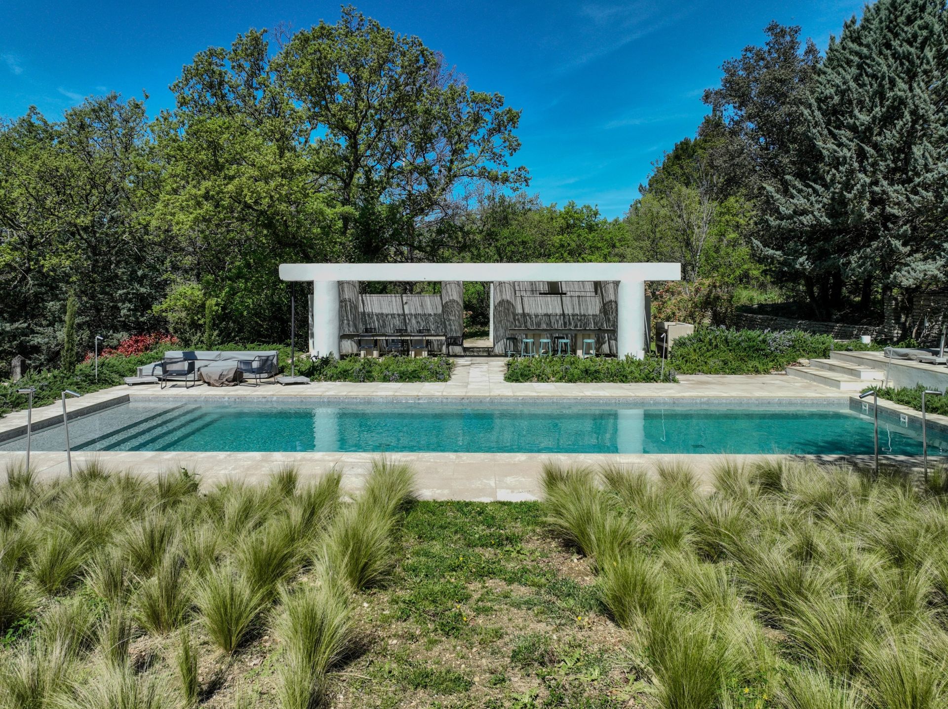 property 15 Rooms for sale on MENERBES (84560)