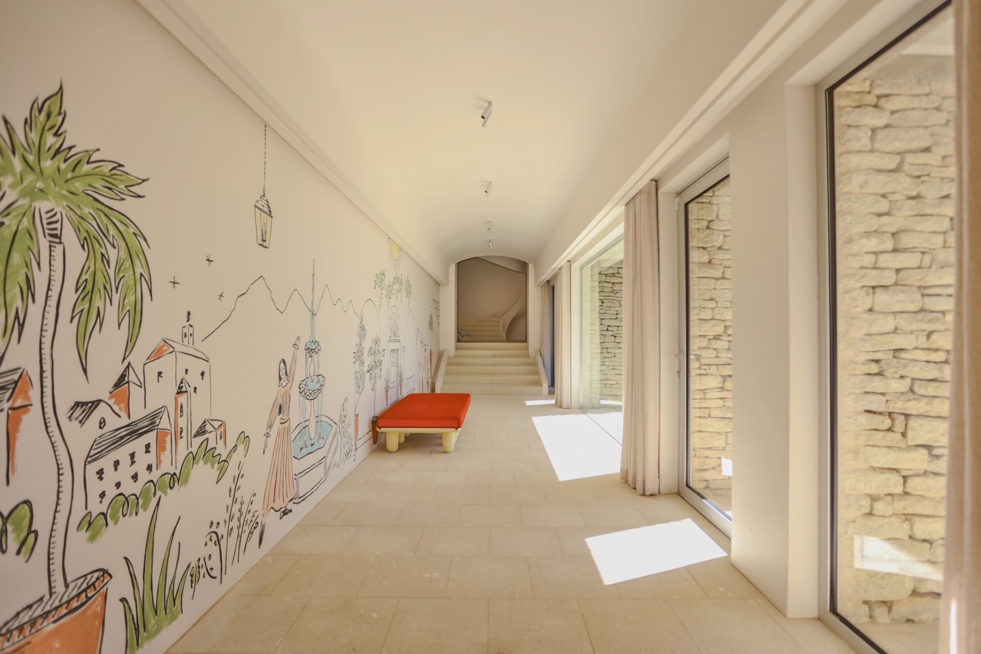 property 15 Rooms for sale on MENERBES (84560)