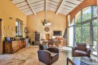 propriété 21 Pièces en vente sur LORIOL DU COMTAT (84870)