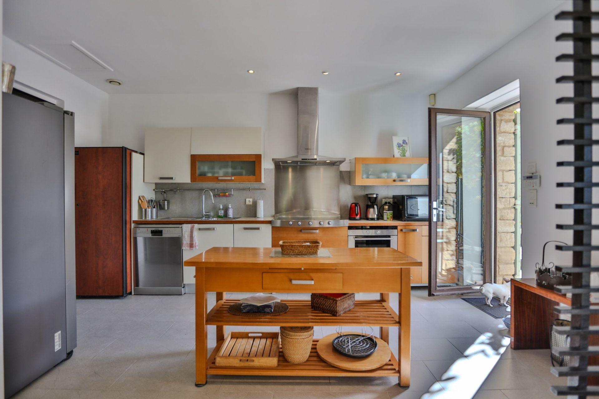 house 7 Rooms for sale on GORDES (84220)