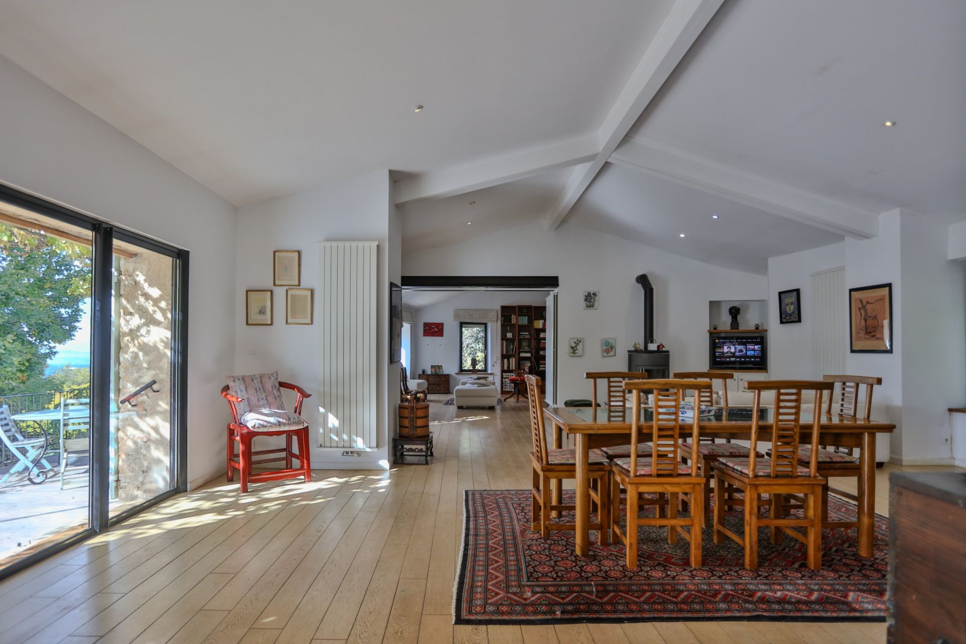 house 7 Rooms for sale on GORDES (84220)