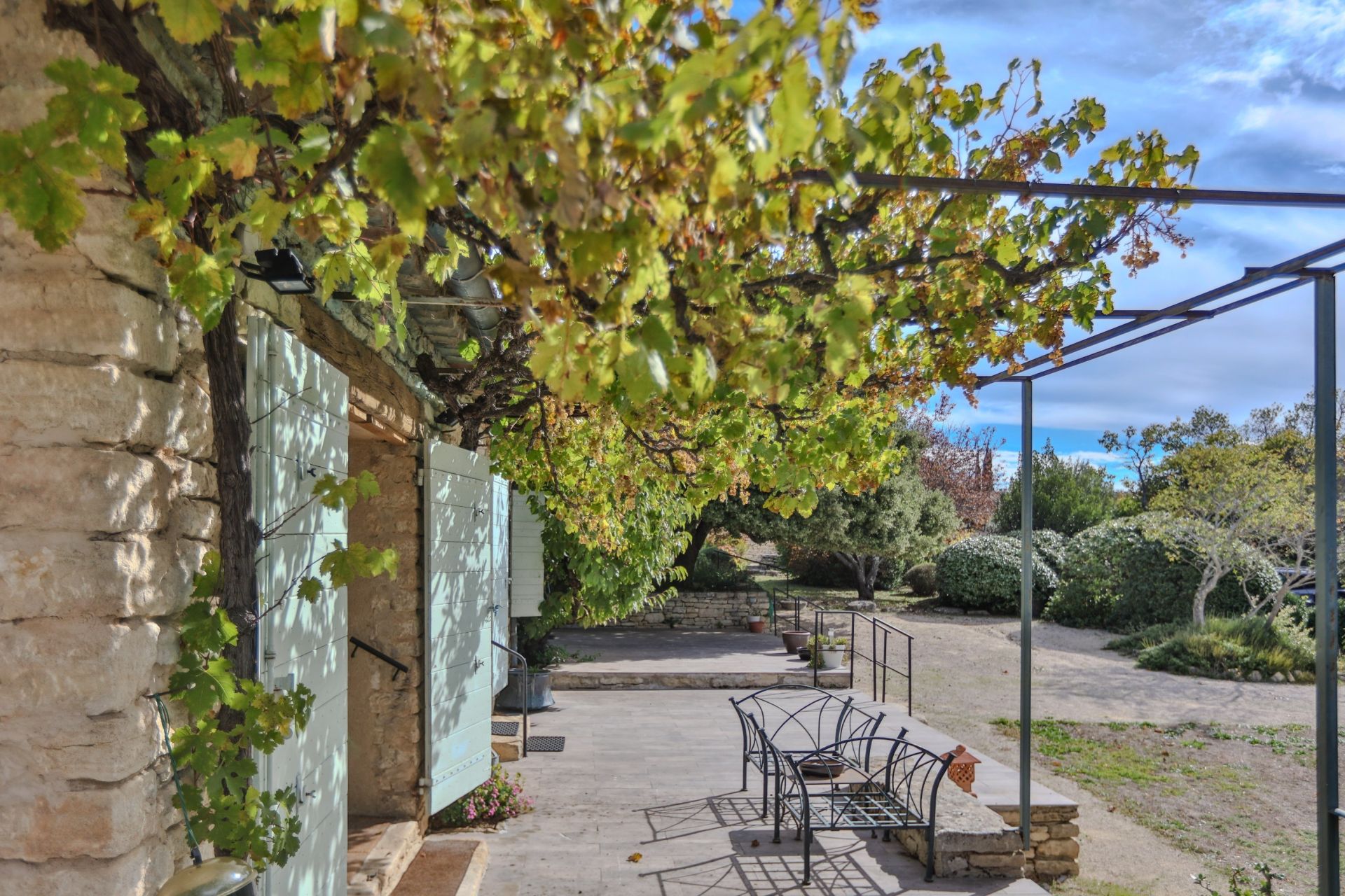 maison 7 Pièces en vente sur GORDES (84220)