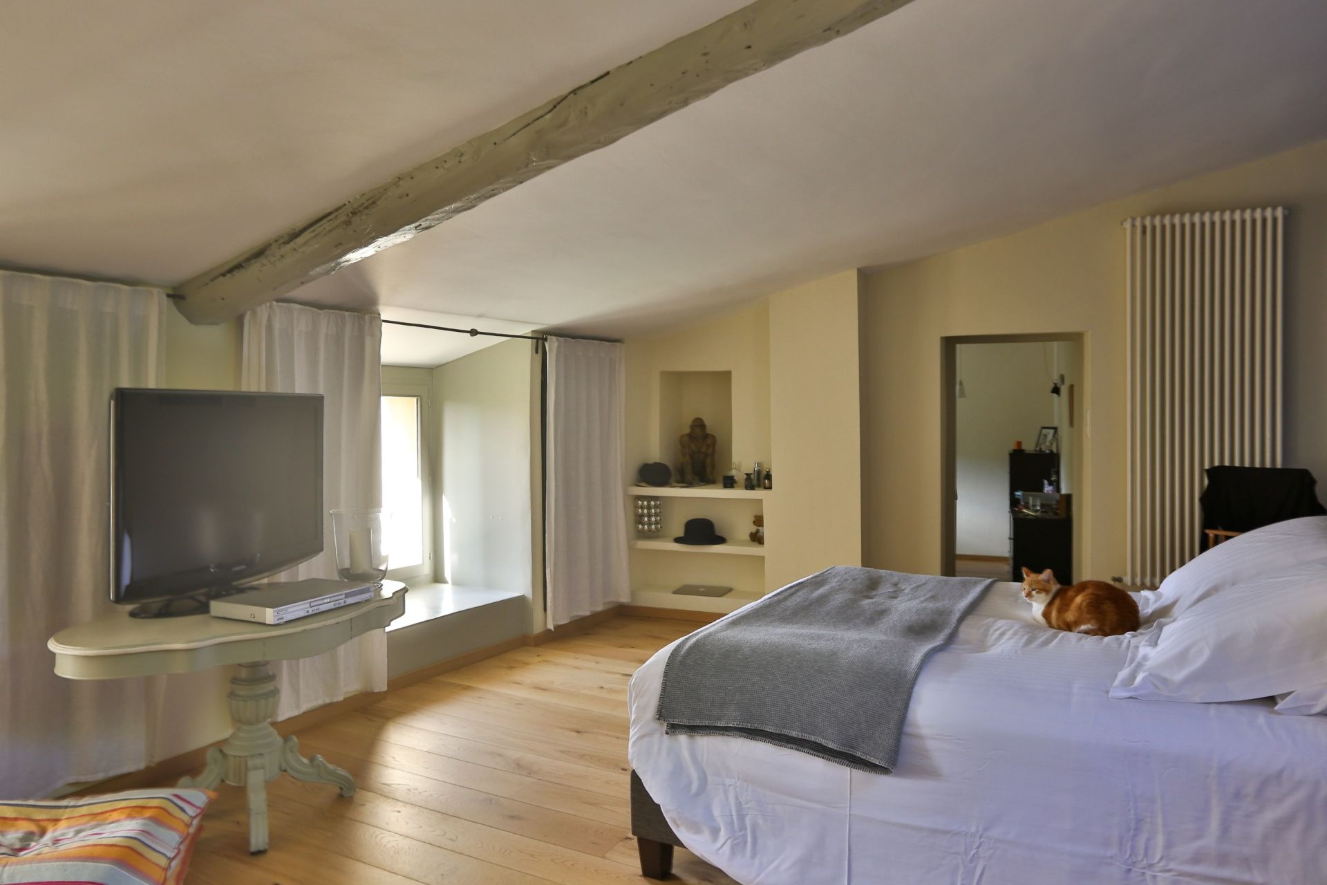 house 15 Rooms for sale on MALAUCENE (84340)