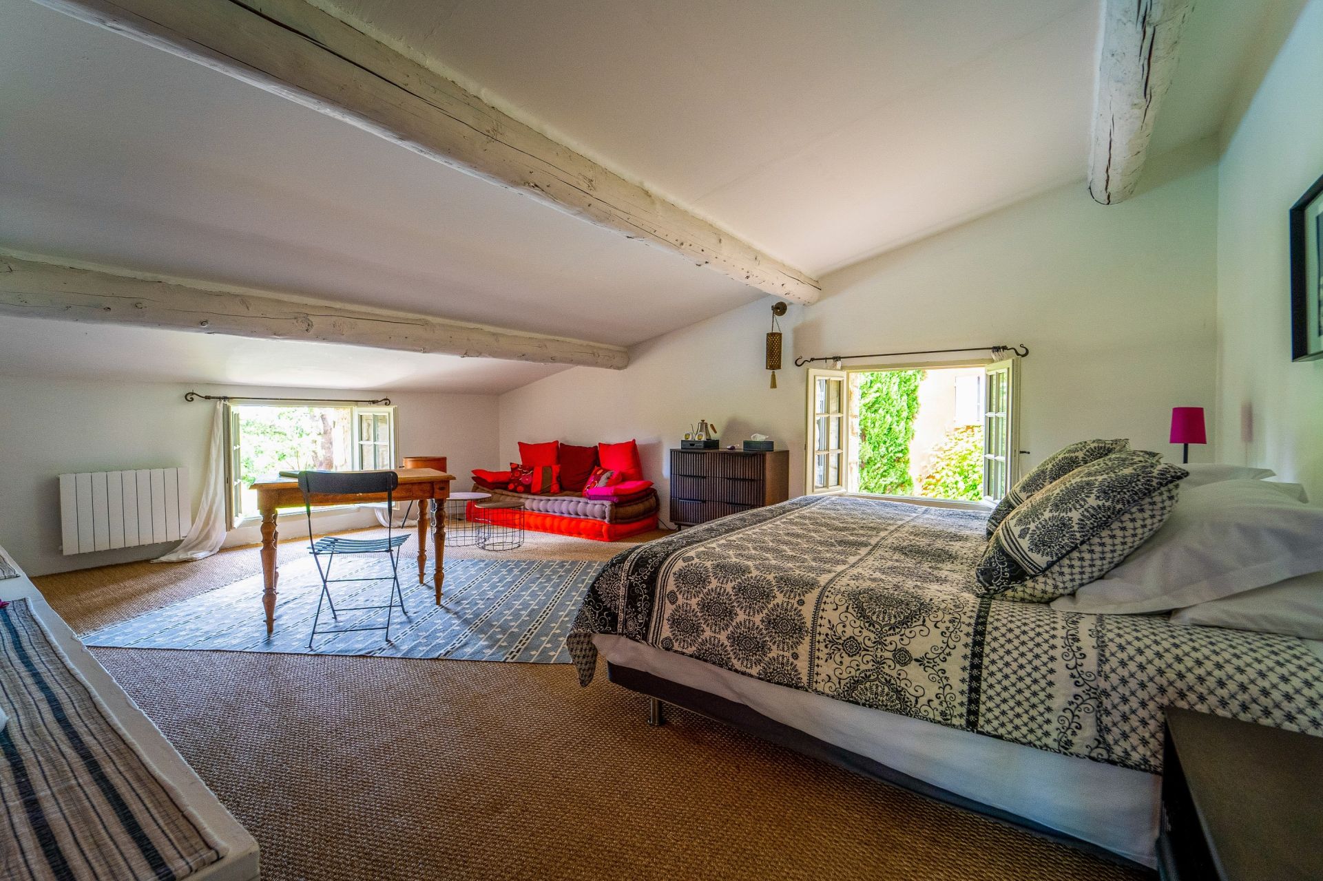 house 15 Rooms for sale on MALAUCENE (84340)