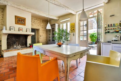 Sale House Malaucène 15 Rooms 540 m²