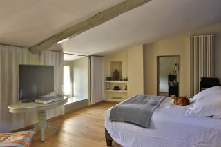 house 15 Rooms for sale on MALAUCENE (84340)