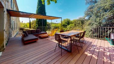 house 15 Rooms for sale on MALAUCENE (84340)