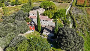 house 15 Rooms for sale on MALAUCENE (84340)