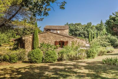 Vente Maison Oppède 8 Pièces 240 m²