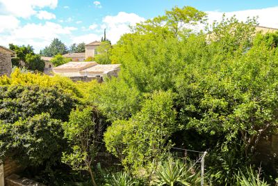 house 10 Rooms for sale on GORDES (84220) Sale House Gordes 10 Rooms 176 m²