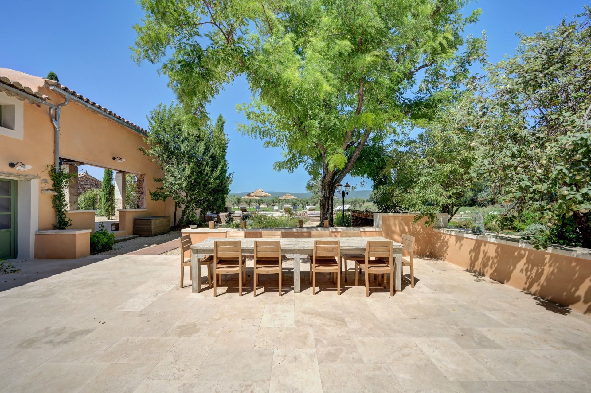 maison 12 Pièces en vente sur ROUSSILLON (84220)