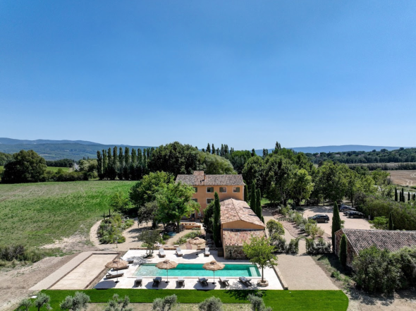 Vente Maison Roussillon 12 Pièces 600 m²