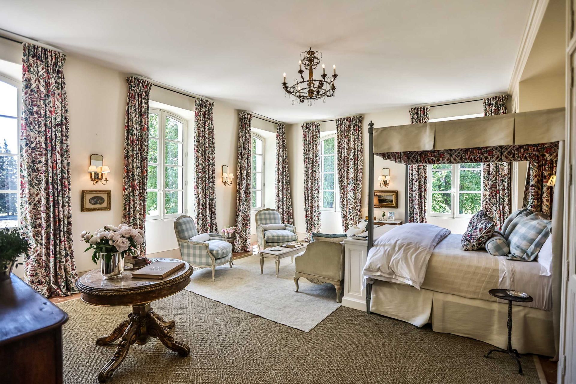 propriété 15 Pièces en location saisonnière sur AVIGNON (84000)