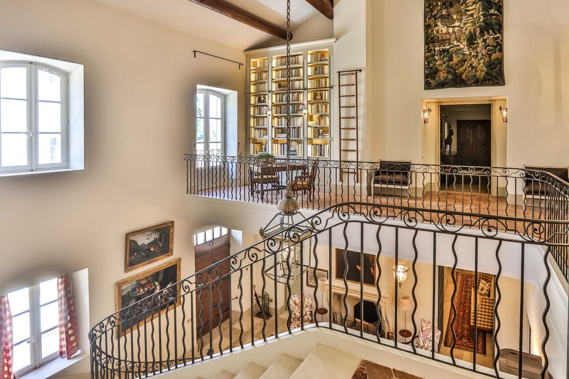 propriété 15 Pièces en location saisonnière sur AVIGNON (84000)